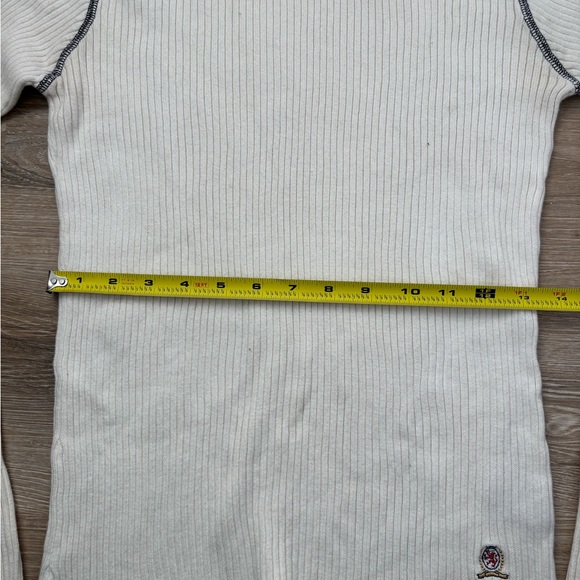 Vintage Tommy Hilfiger Cream Turtleneck Sweater with Contrast Stitching Ribbed - Picture 3 of 7